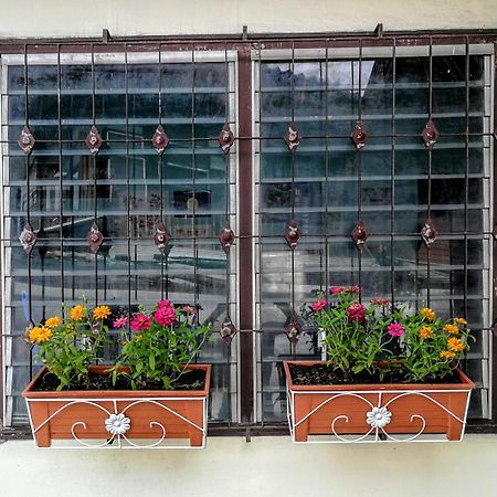 Champion Hostel 2 (Adults Only) Чиангмай Екстериор снимка